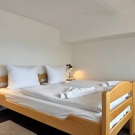 Meerblickappartement Mit Kamin شقة *