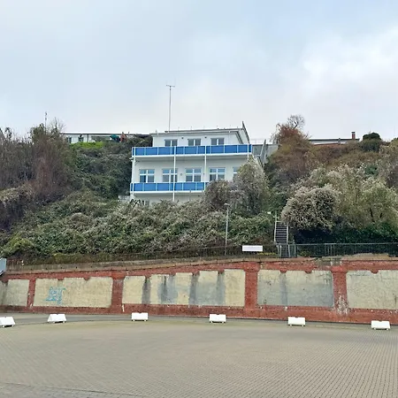 Meerblickappartement Mit Kamin شقة